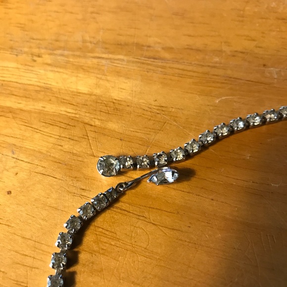 Antique Crystal Necklace Julianna Style from 1960s adjustable in back! - Picture 4 of 5